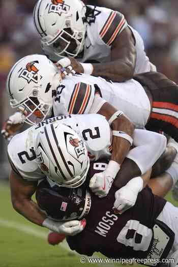 Reed throws two TD passes to help No. 25 Texas A&M outlast Bowling Green 26-20