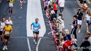 In beeld | Tienduizenden mensen rennen zondag de Dam tot Damloop