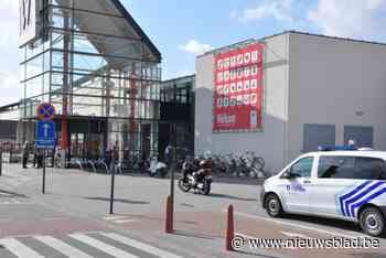 Politie vat twee winkeldieven in Waasland Shopping