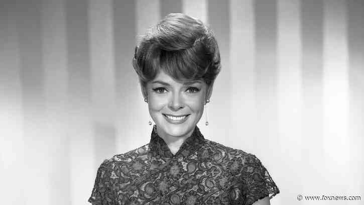 ‘Lost in Space’ mom June Lockhart admits to rebellious side beneath her squeaky-clean image