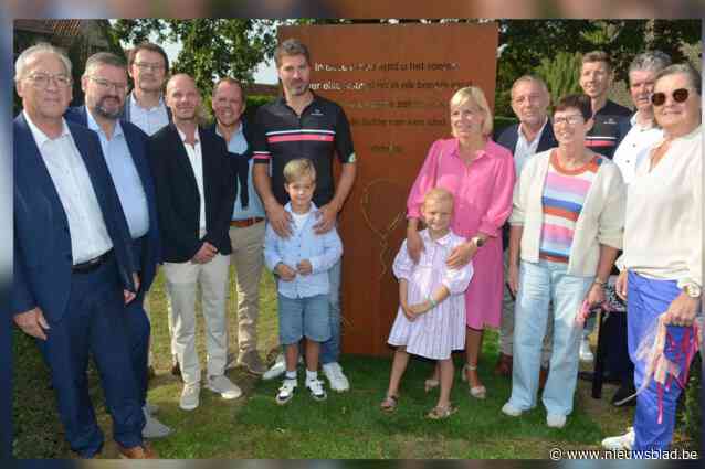 Fietsroute ter ere van ‘ballonnenmeisje’ Lara officieel geopend: “Kinderen met kanker hart onder de riem steken”