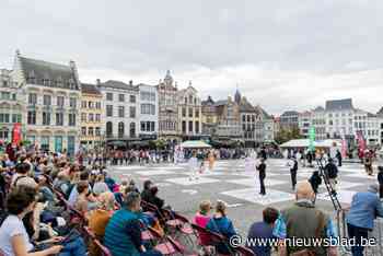 Cultuursplash zorgt voor einde van Construct Europe en begin van cultuurseizoen: menselijk schaakbord is blikvanger