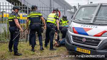 Politie arresteert NAC-supporters in De Kuip na aanval op horecapersoneel