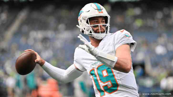 Dolphins suffer another QB injury as Skylar Thompson leaves in 2nd half vs. Seahawks