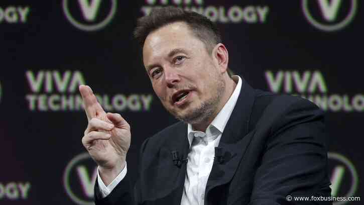 Musk says SpaceX could send 5 uncrewed Starships to Mars in 2 years