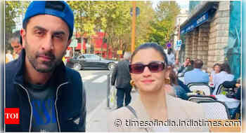 Ranbir vacationing in Paris with Alia