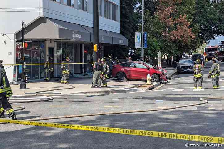 One seriously hurt after car driven into salon in Pentagon City