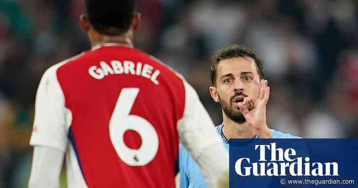 Bernardo Silva takes Arsenal trophy swipe as he criticises opponents' defensive tactics – video