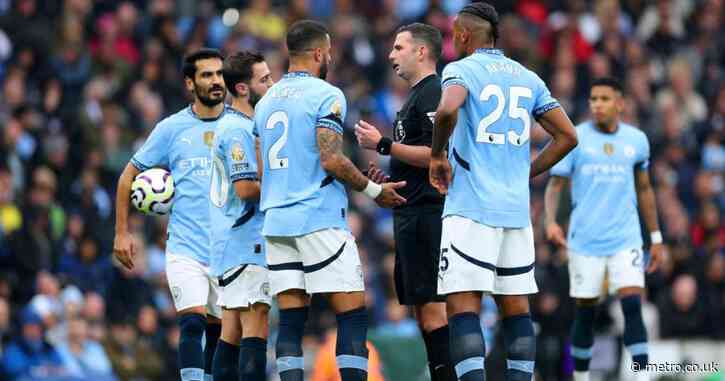 Michael Oliver slammed for ‘failing to do the basics’ for key Arsenal decision versus Man City