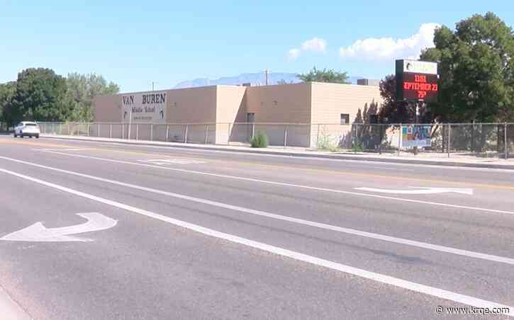 Albuquerque middle school students resume class after smoke scare