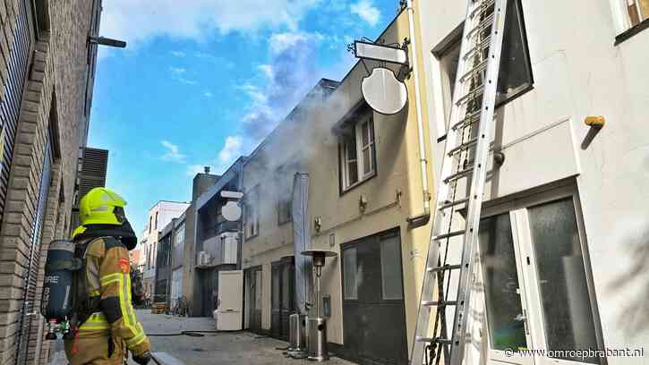 Brand in restaurant, keuken flink beschadigd