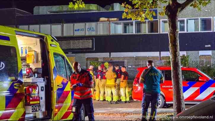 Lelystad - Man zwaargewond nadat hij waarschijnlijk in liftschacht van leegstaand pand viel