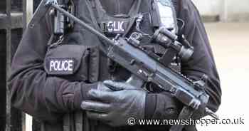 Armed police flock to busy road in Welling after 'gunshots fired'