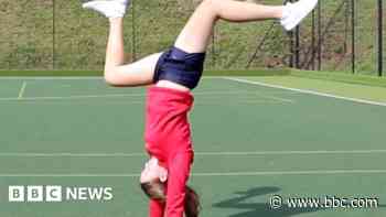 Freestyle footballer wins second world title