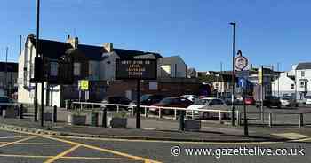 New real-time traffic signs launched to manage flows at West Dyke Road level crossing