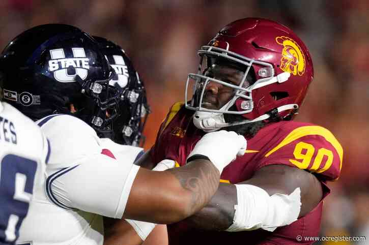 USC’s Bear Alexander still working to crack the starting lineup