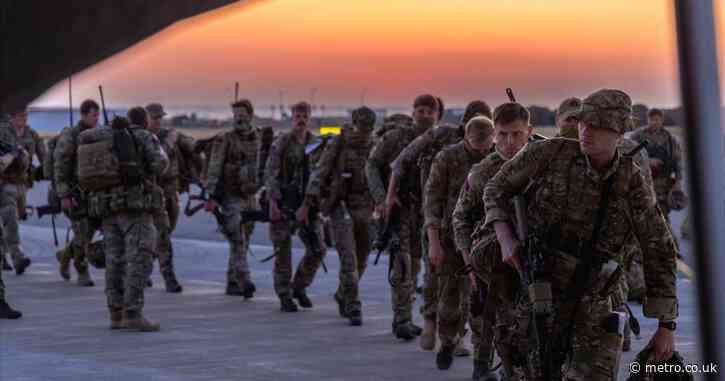 Brits urged to leave Lebanon immediately with troops on standby for emergency evacuation