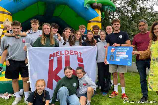 Cheque van 750 euro voor twee scholen en voor KLJ Meldert