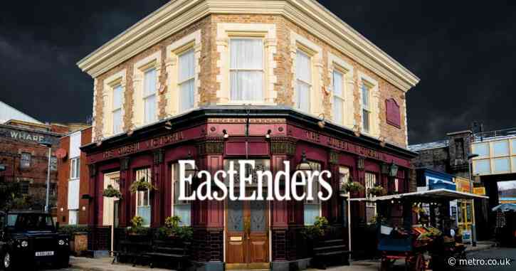 EastEnders leaves us all stunned with kiss between very unexpected couple