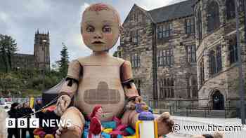 Town 'freaked out' by arrival of giant baby