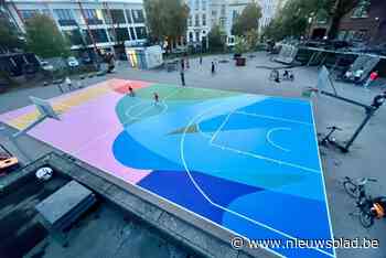 Voor het eerst ook ‘grondwerk’ in Berchem: basketbalveld Frans Van Hombeeckplein van streetart voorzien