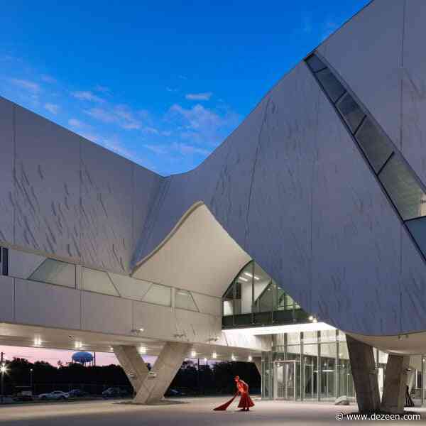 Morphosis raises concrete galleries around Dallas art museum