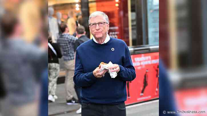 Bill Gates is talking about his new Netflix show and enjoying NYC hot dogs