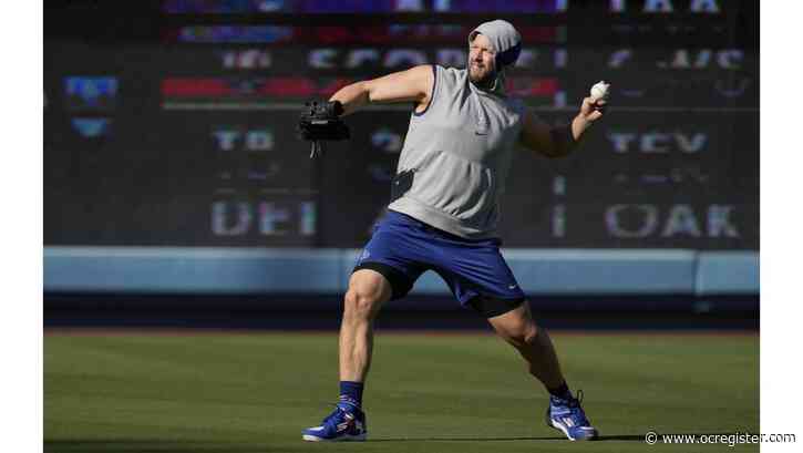 Clayton Kershaw still hopeful he can pitch for playoff-bound Dodgers