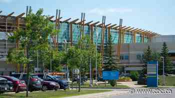 Photo appearing to show elder on hospital floor in Thunder Bay, Ont., raises concerns about Indigenous care