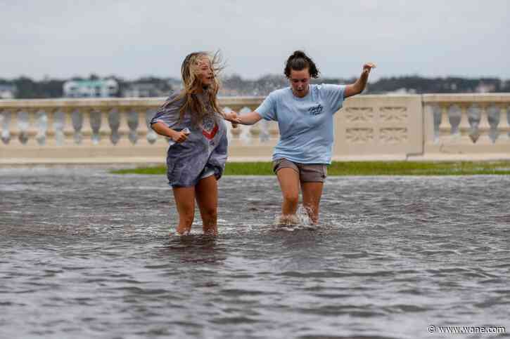 Helene weakens to Category 1 hurricane while moving north from Florida to Georgia