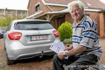 Mercedes van Jan raakt niet door de keuring, terwijl zes verschillende garages zeggen dat hij perfect in orde is: “Machtsmisbruik”