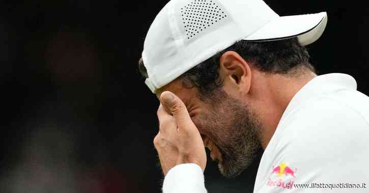 Atp Tokyo, Matteo Berrettini senza pace: costretto al ritiro per un nuovo problema all’addome