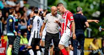 Bosz gaat in op wissels Joey Veerman en ziet wispelturige media: ‘Voor hem misschien verwarrend’