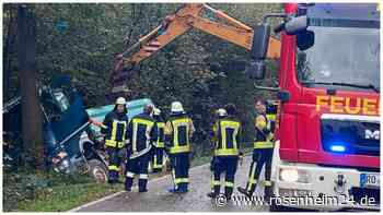 Schwerer Lkw-Unfall im Wald bei Thann: Warum der Fahrer einen Schutzengel hatte