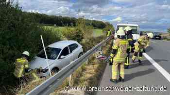 Unfall auf der A39 bei Flechtorf: Pkw gerät hinter die Leitplanke