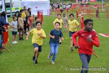 2.250 kinderen doen mee aan scholenveldloop in Park Spoor Noord