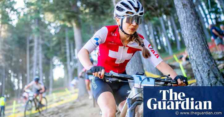 Swiss rider Muriel Furrer, 18, dies after fall at world cycling championships