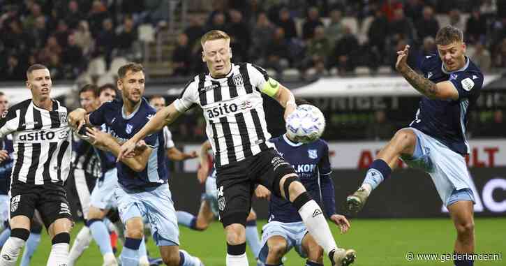 LIVE eredivisie | Heracles tekent voor eerste treffer: Heerenveen en Van Persie op achterstand in Almelo