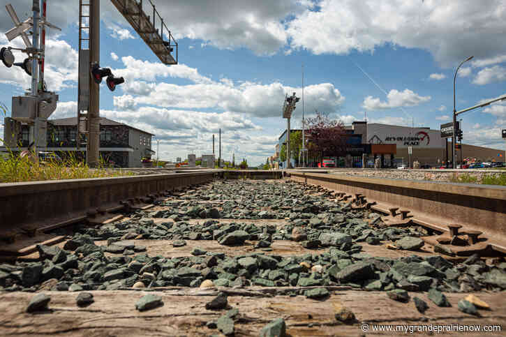 CN Rail project results in several traffic, bus disruptions