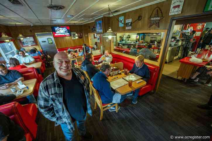 Actor Dean Norris starts serving ‘Breaking Bad’ takeout in Temecula