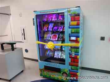 Photo Gallery: Book Machine Dedication ceremony