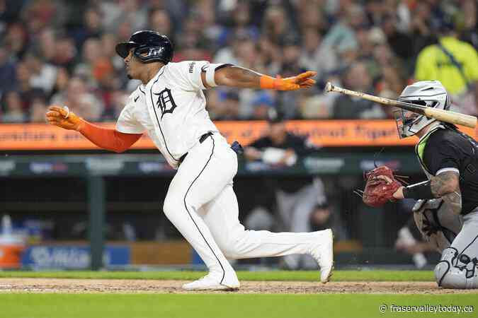 Tigers clinch AL wild card with 4-1 win, White Sox set loss record