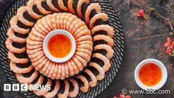 Iceland demands rivals stop selling prawn rings