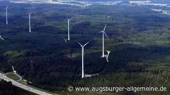 Zwei neue Windräder an der A8