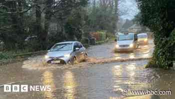 Met Office issues rain weather warning