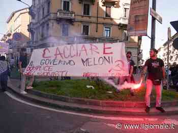 Cartelli "di proscrizione" e striscioni eversivi: i pro-Palestina tornano in piazza