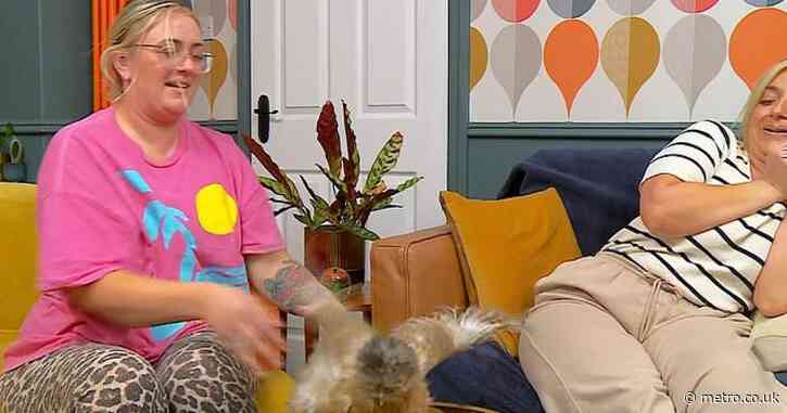 Gogglebox viewers thrown by Izzi and Ellie Warner’s unusual pet