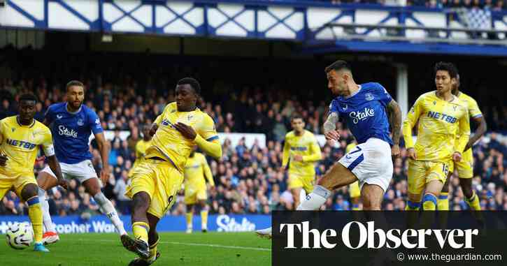 McNeil’s stunning double earns Everton first win of season against Crystal Palace