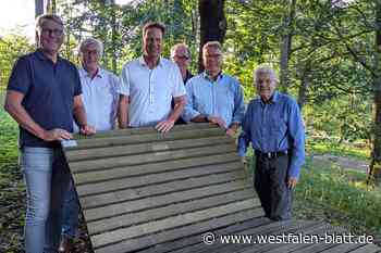 Zwei neue Waldsofas in Steinheim