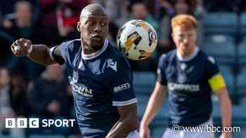 Dundee's Sylla 'responsive' after dressing room collapse